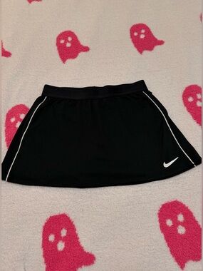 Women’s Nike Black Skort - Size XS